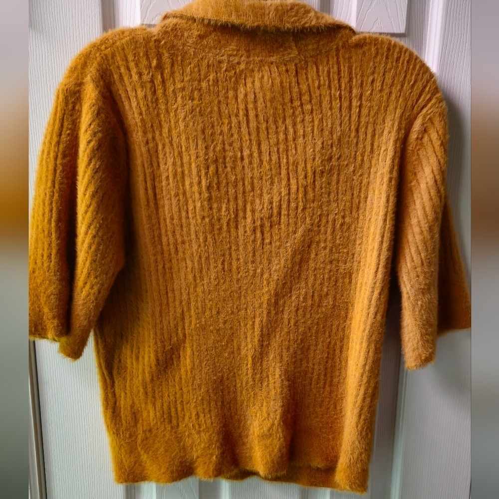 Bailey 44 V-Neck Collarded Fuzzy Mustard Gold Sweater - Size XL - Picture 2 of 7